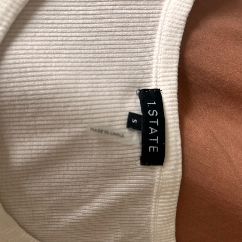 1State White Ribbed Long Sleeve Top - Picture 2 of 3